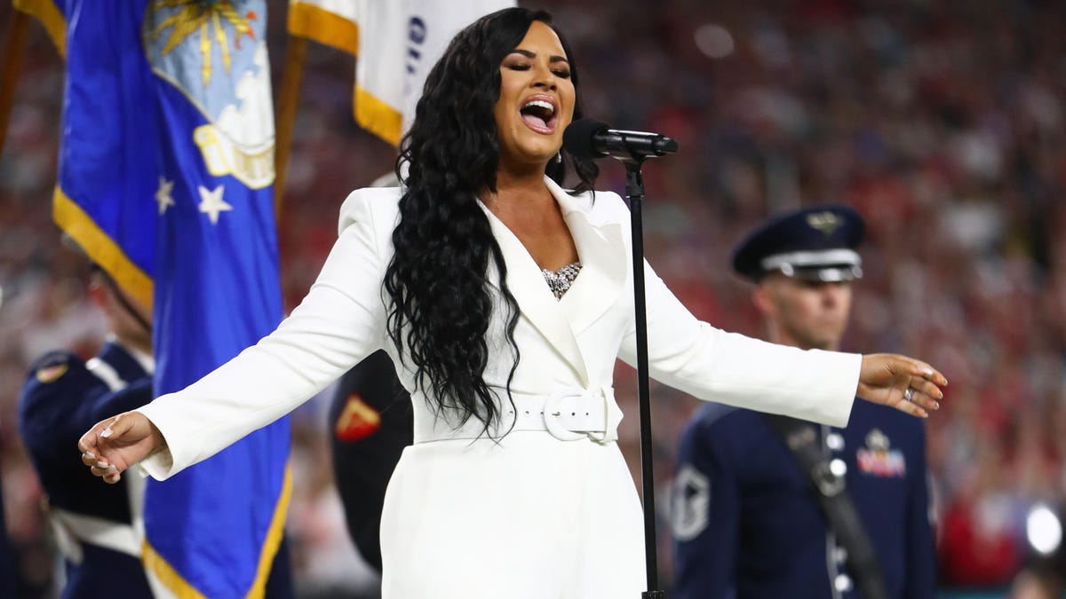 Two Reasons To Like Demi Lovato National Anthem Performance