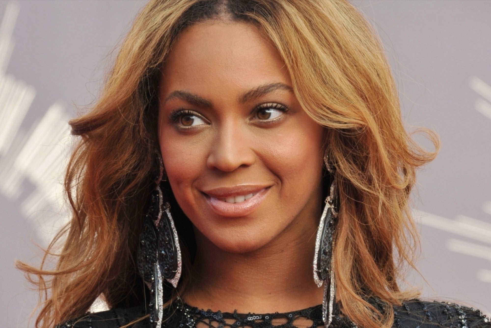 Beyoncé Will Receive Humanitarian Honor at BET Awards