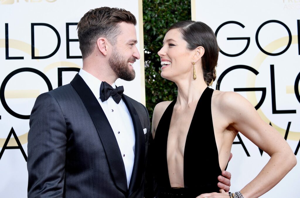 JT & JESSICA BIELS BILLBOARDS RED CARPET