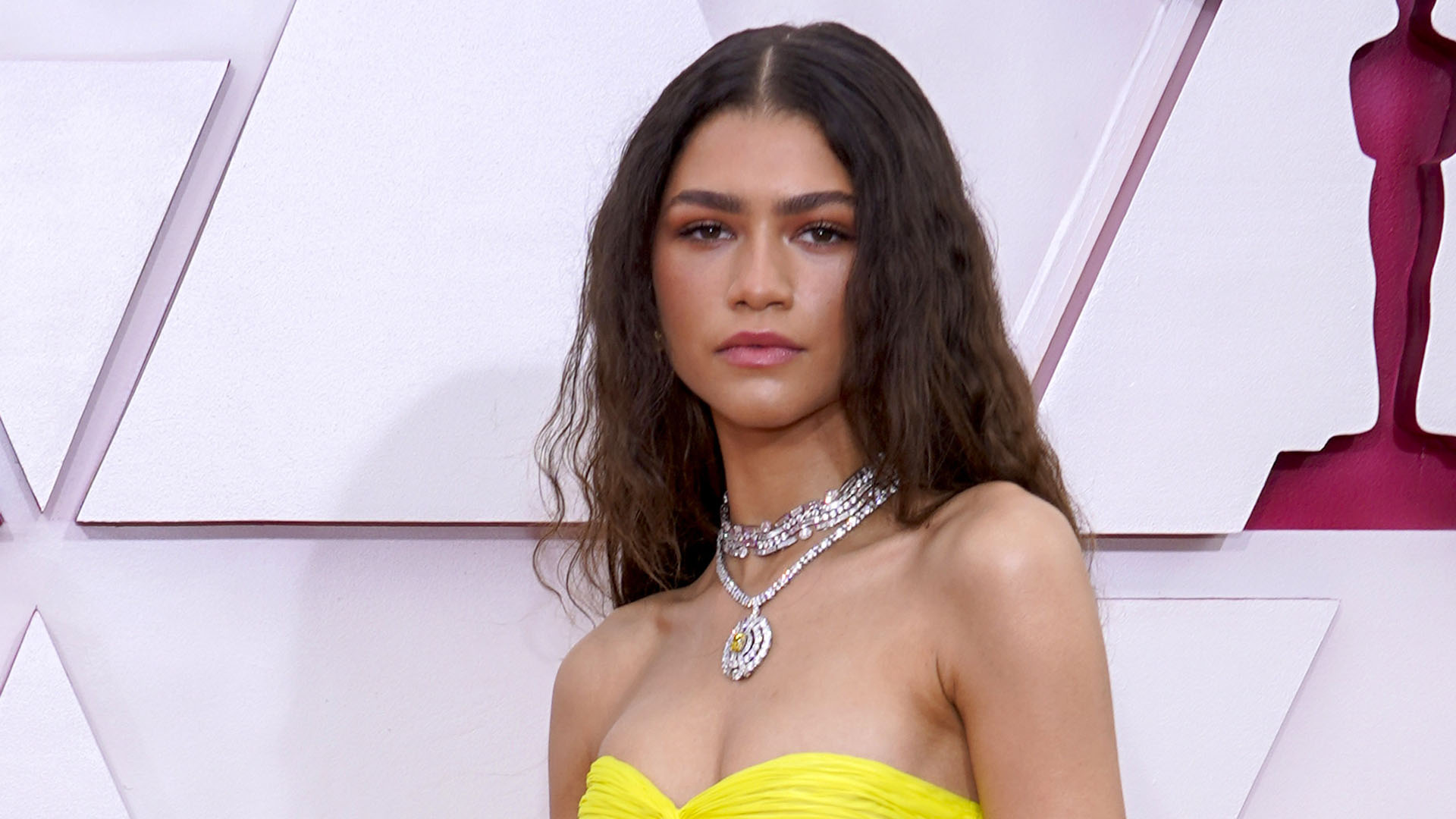 Zendaya Opens Up About Therapy and Financial Anxiety