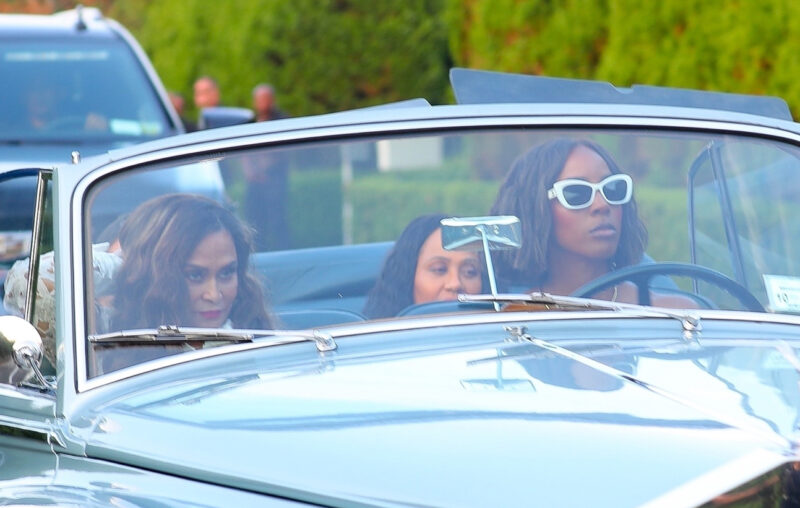 Kelly Rowland and Tina Knowles Lawson Jam to Marvin Gaye in the Hamptons