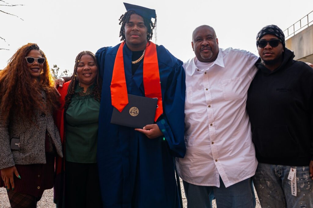 J.C. Davis: A Feel-Good 'Giants' Story on NFL Draft and Family